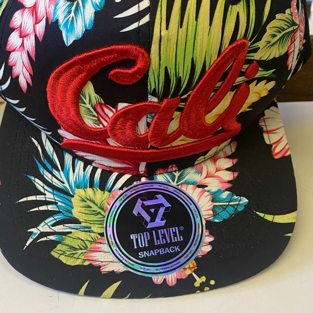 Cali Hat